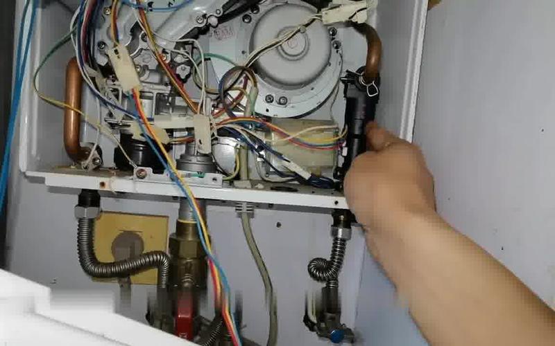 奥克斯A5空气能热水器故障原因是什么?